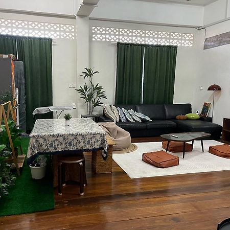 La Wood Homestay Near Kuala Besut Jetty Dış mekan fotoğraf